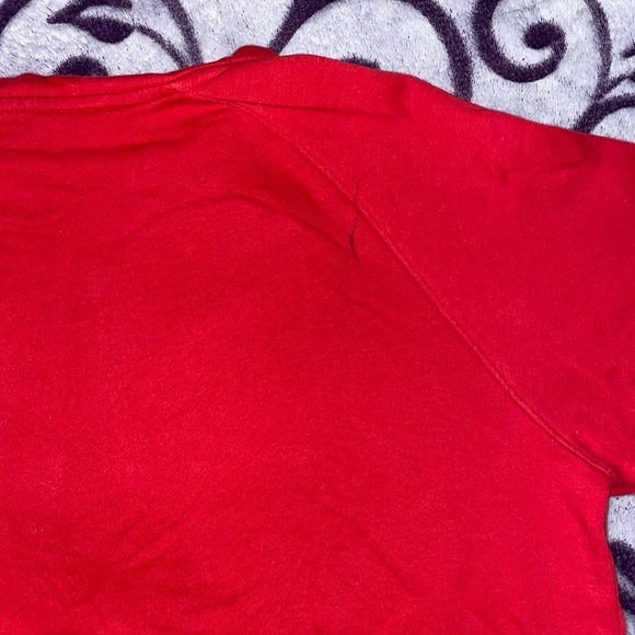 Red Under Armour Hoodie Youth XL - Picture 5 of 6